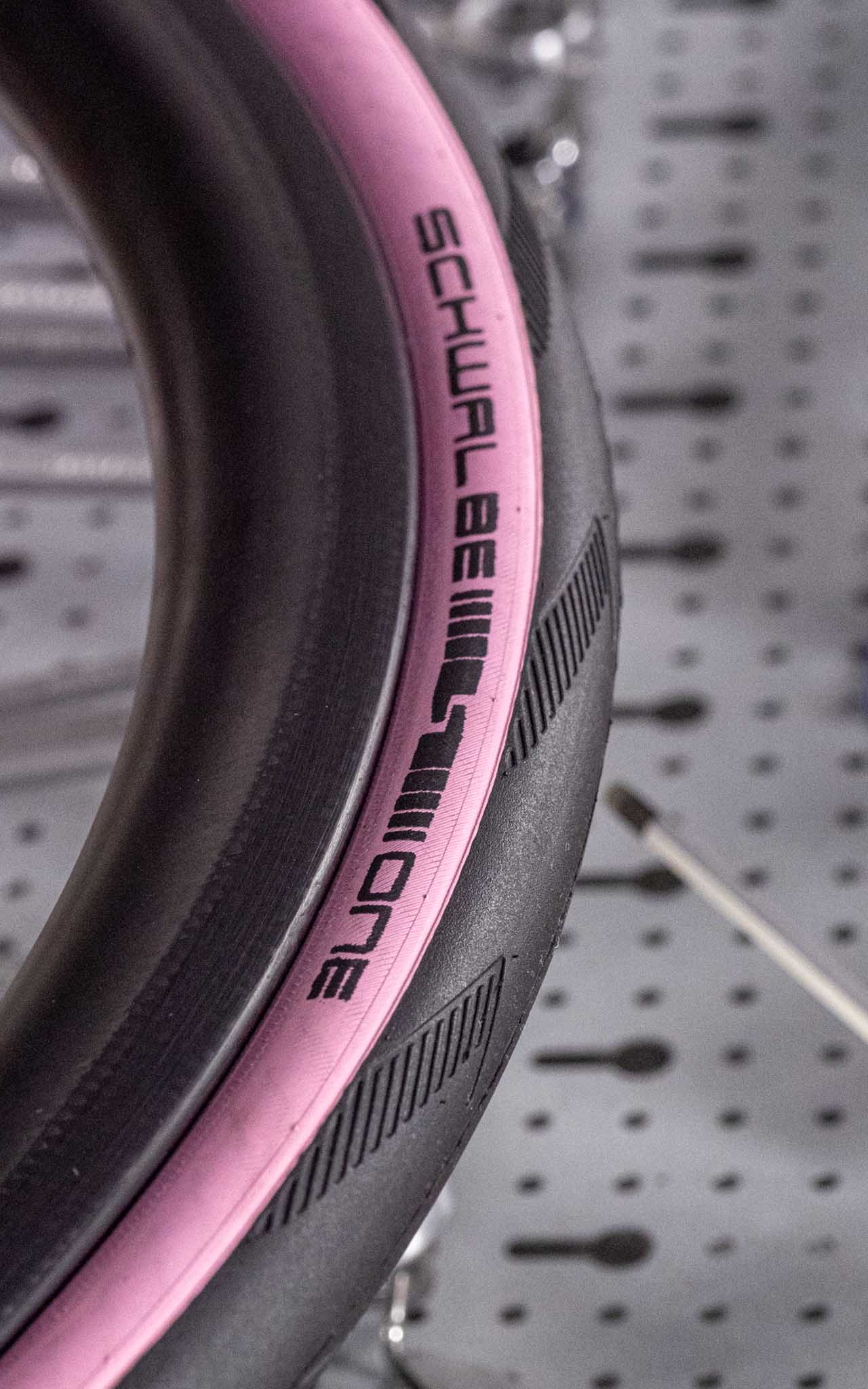 LILAC SOUPLESSE CLUB TIRE - PARI USA
