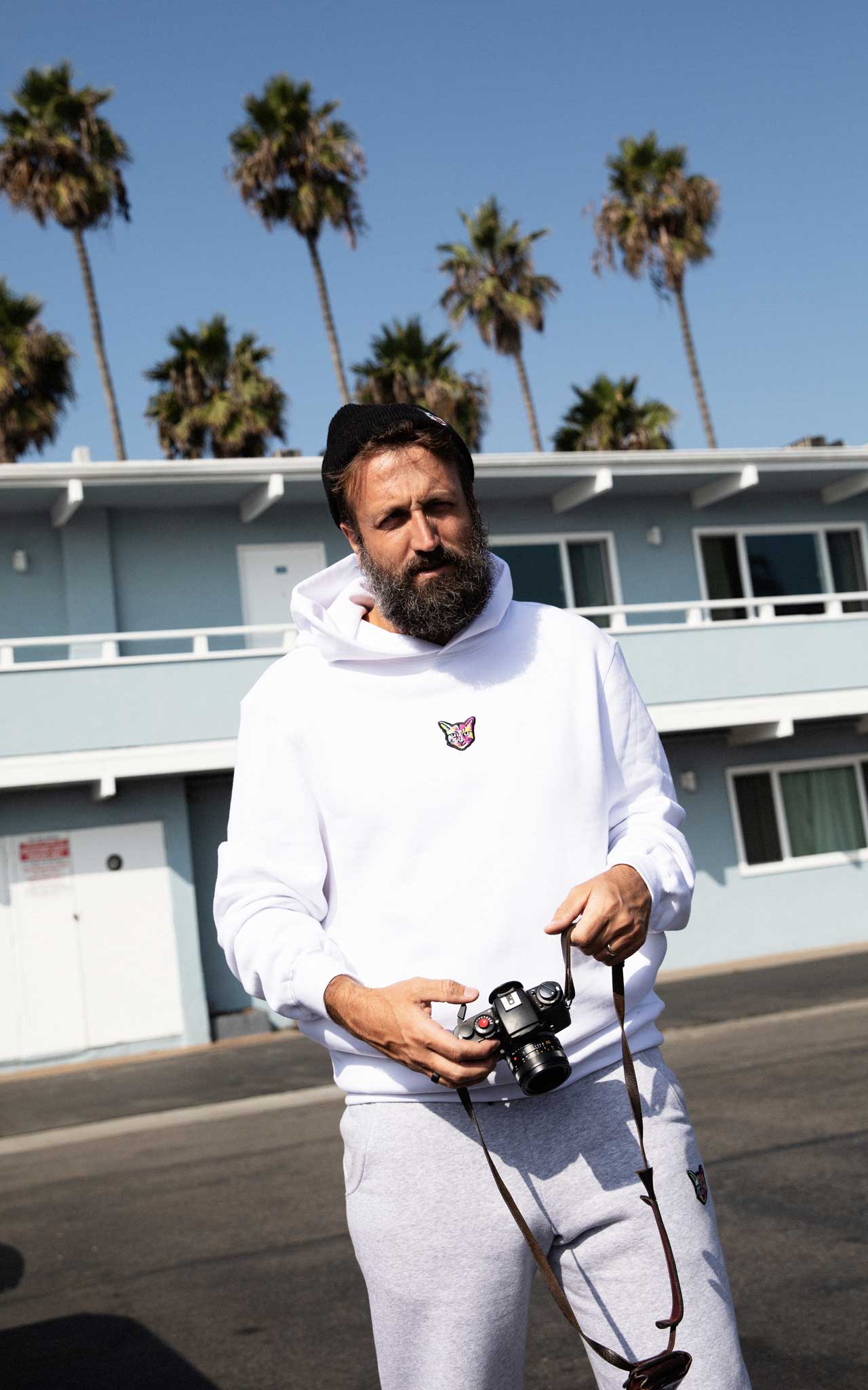 WHITE HOODIE CAT - PARI USA , Wearepari, Paul Ripke, pari swim club, Newport Beach, pari