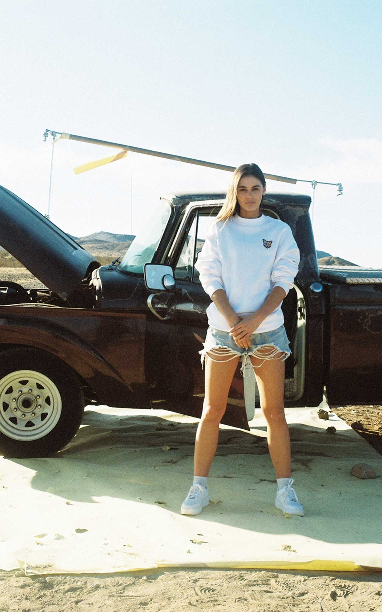 WHITE SWEATSHIRT CAT - PARI USA , Wearepari, Paul Ripke, pari swim club, Newport Beach, pari